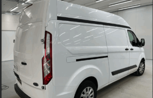 Ford Transit custom 1