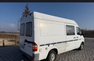 1000095059